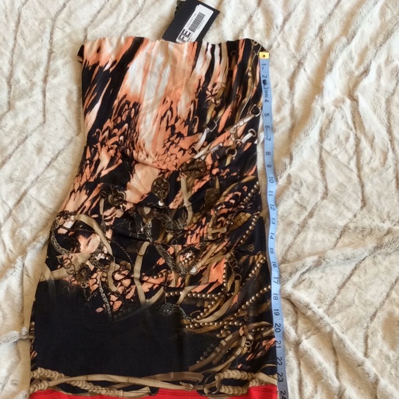 Nikibiki chain printed tube dress - Picture 4 of 4